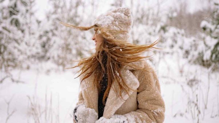 Cuidados com os cabelos durante o inverno