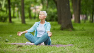 mindfulness-goiania-tratamento-menopausa-aline-sostag