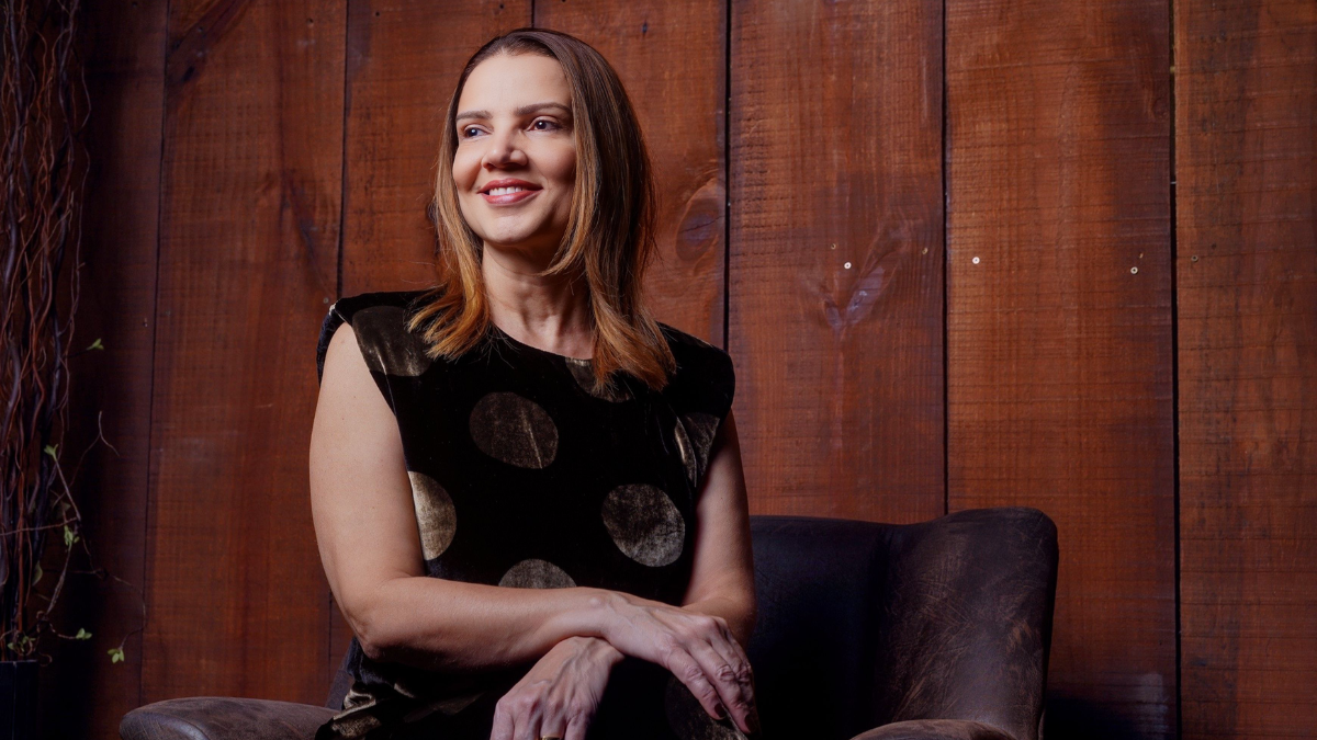 dra-marcia-toledo-cirurgia-presbiopia-goiania